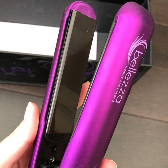Bellezza Hair Straightener - Picture 5 of 9